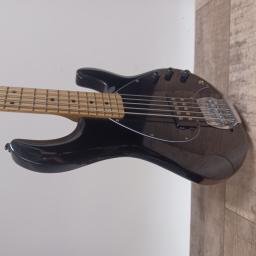 Sterling StingRay 5 Sub by Music Man