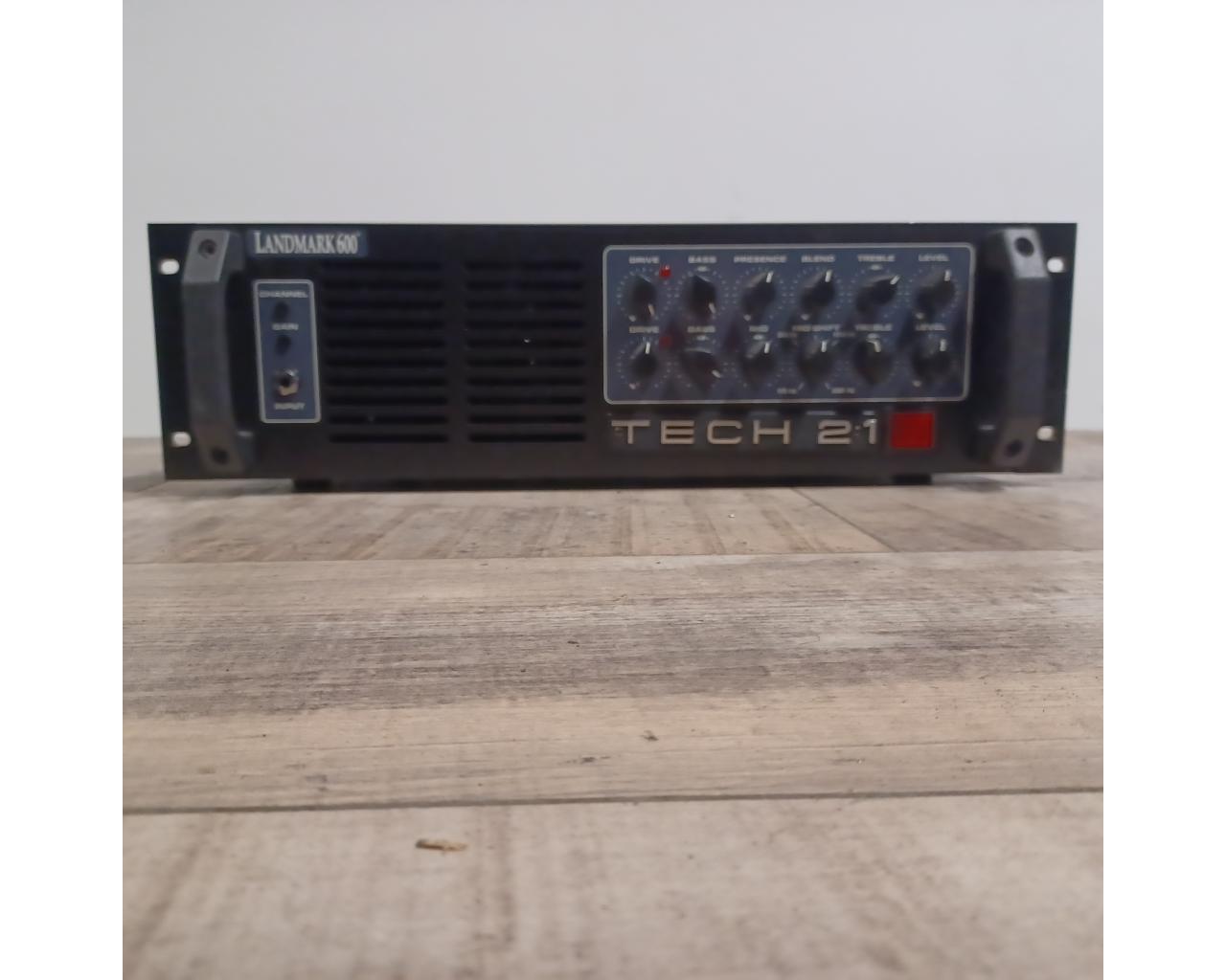 Tech 21 Landmark 600 + ARB-3