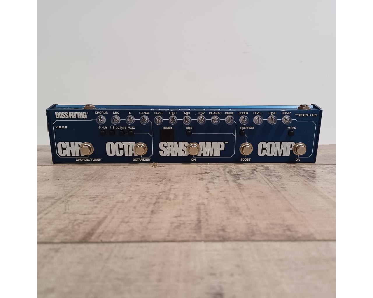 Tech 21 SansAmp Bass Fly Rig