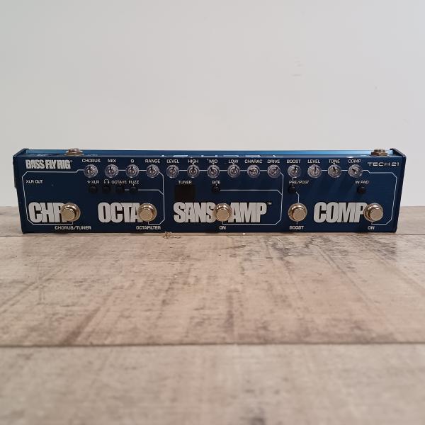 Tech 21 SansAmp Bass Fly Rig