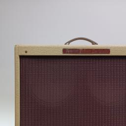 FENDER BLUES DEVILLE 4x10