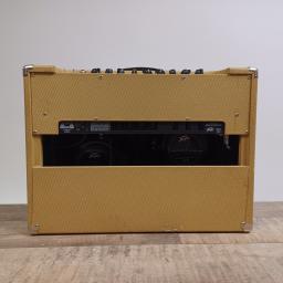 PEAVEY CLASSIC 50 / 212