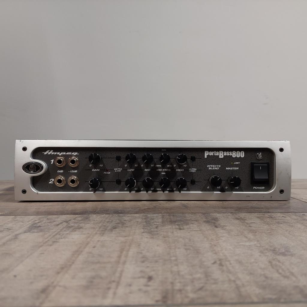 Ampeg Portabass PB800